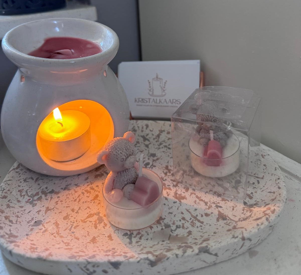 Baby Glow Beertje – Handgemaakte Kaars • Perfect Kraamcadeau