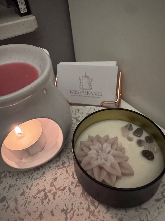Crystal & Bloom Kristalkaars – Handgemaakte Sojawas Geurkaars met Edelstenen